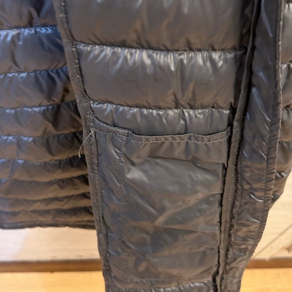 Calvin Klein Women's Charcoal Lightweight Puffer Jacket - Picture 8 of 10